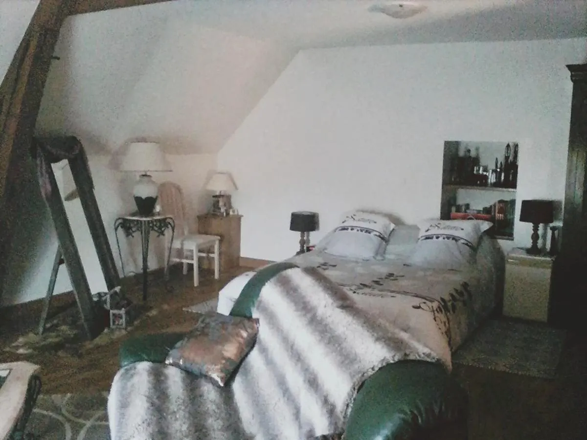 Holiday home Maison Charmante A Montoldre + Jardin